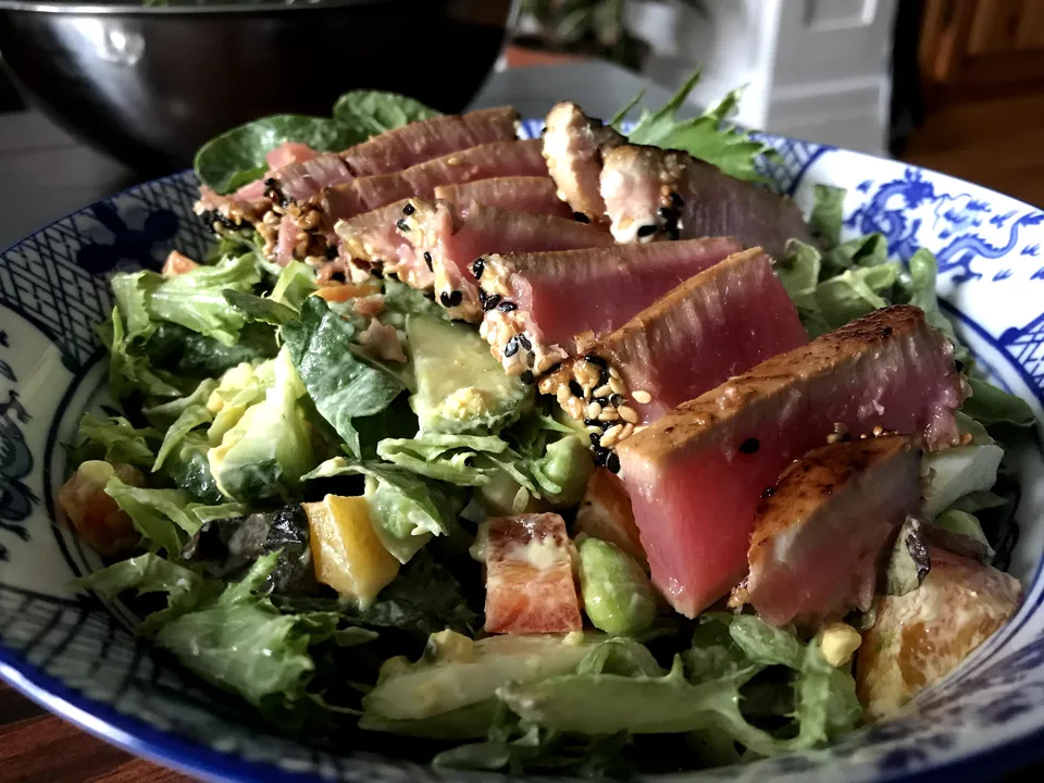 Salade de thon grillé